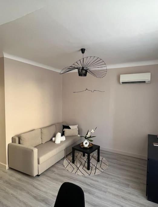 Charmant T1 Climatise En Centre Ville / Paradis Marseille Exterior photo